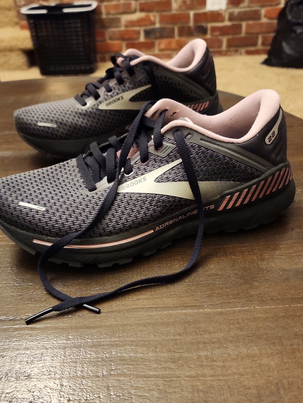 Brooks Adrenaline GTS